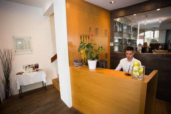Les Negociants Hotel Vevey Luaran gambar